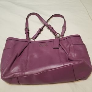 Almost new coach purse